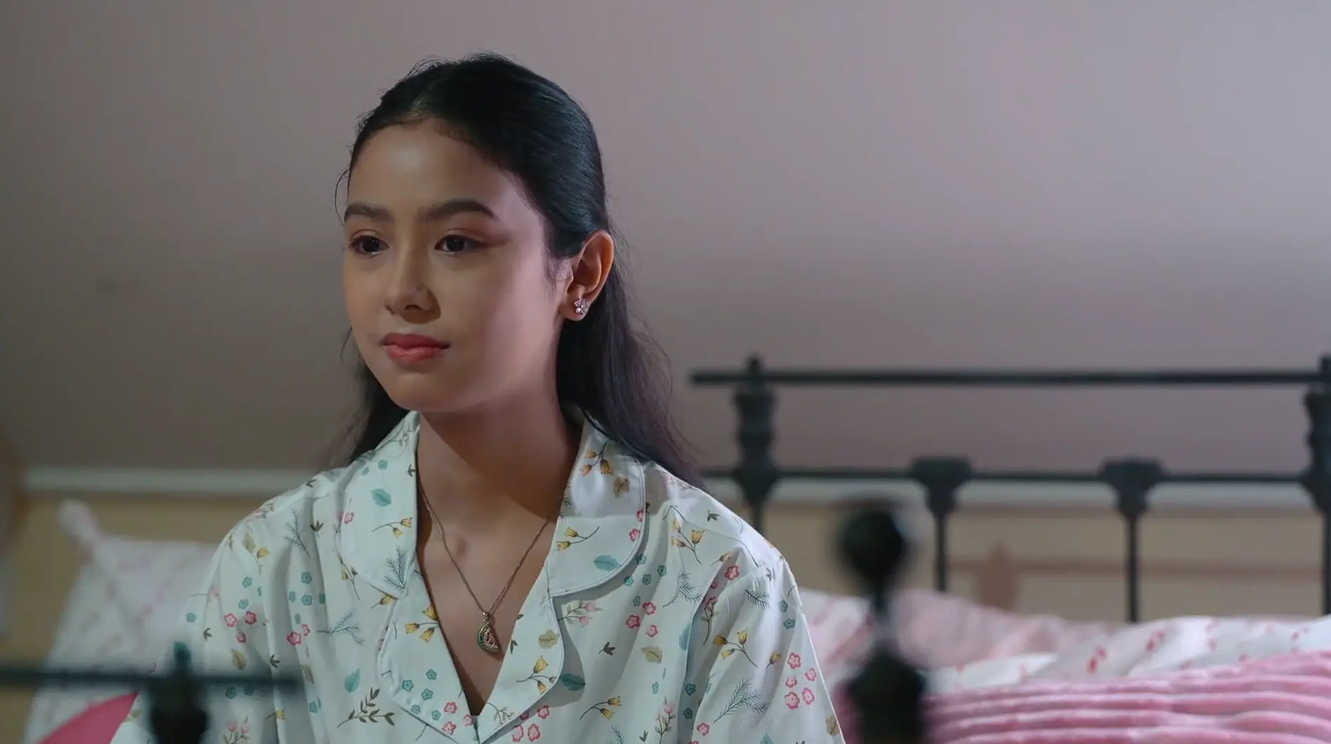 Lavender Fields: 1×19